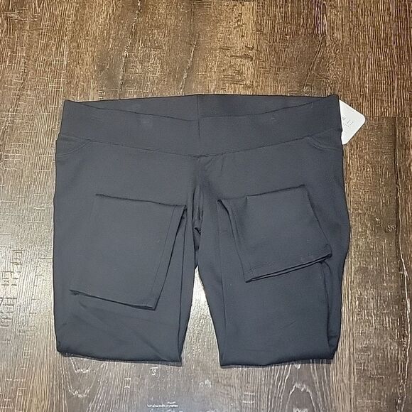 Isabel Maternity Low Rise Black Maternity Leggings - Picture 6 of 16